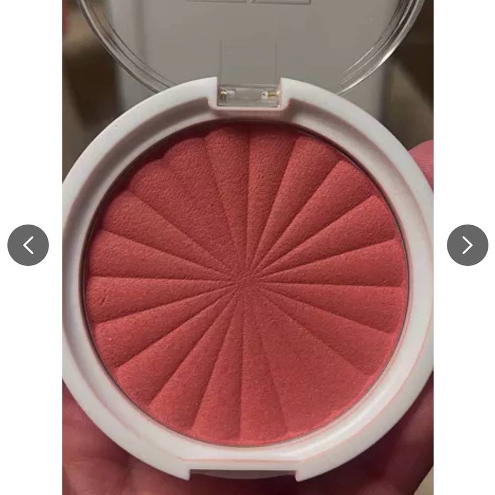 OFRA COSMETICS CANDY APPLE BLUSH - BRAND NEW!